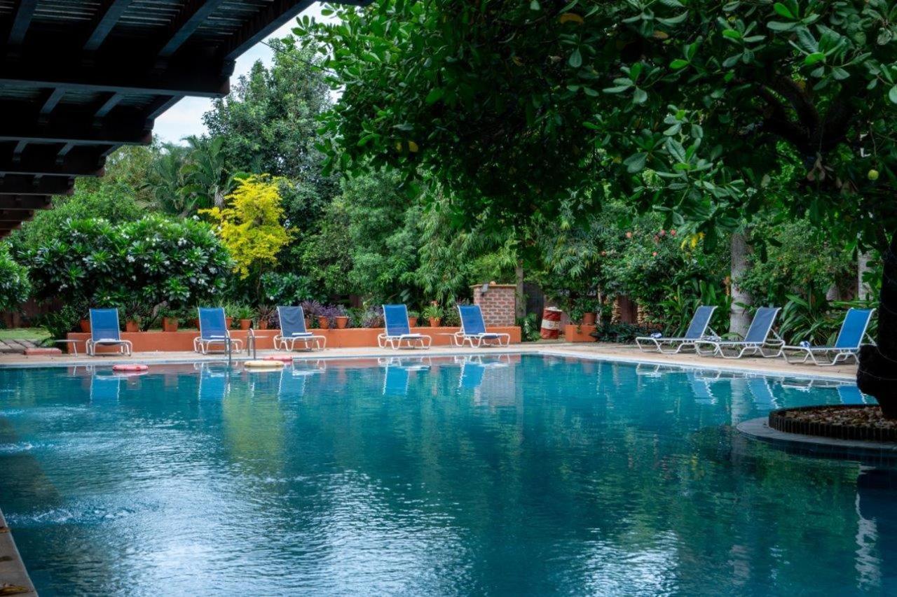 Mango Hill Puducherry Buitenkant foto